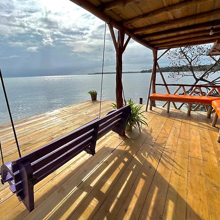 Urraca Monkey Island Eco Resort (Adults Only) Punta Laurel Εξωτερικό φωτογραφία