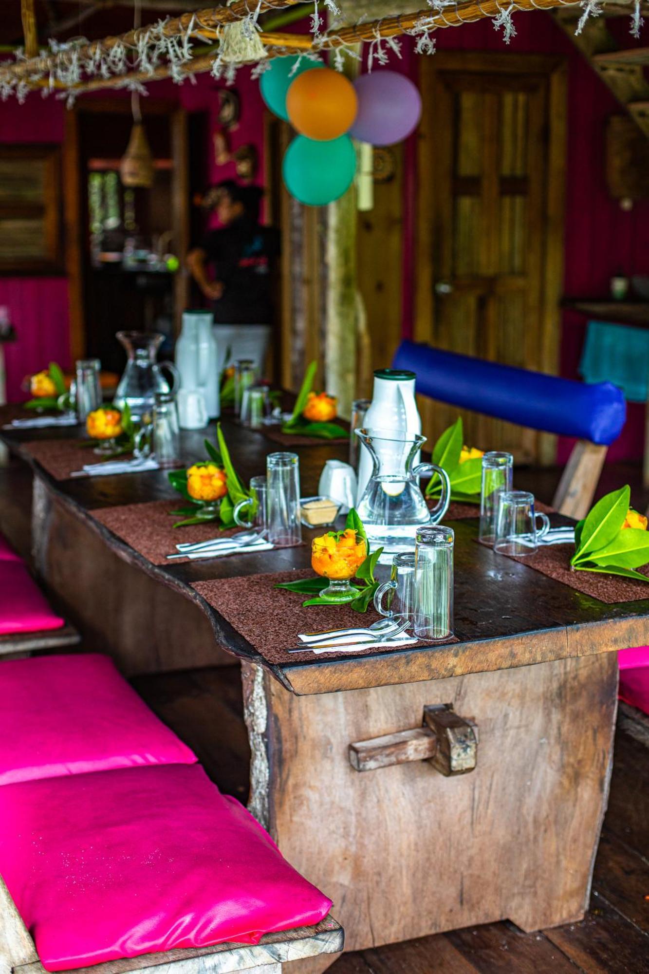 Urraca Monkey Island Eco Resort (Adults Only) Punta Laurel Εξωτερικό φωτογραφία